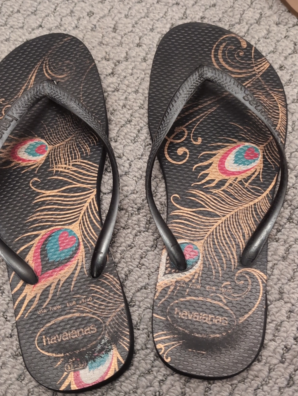 Havaianas Black Flip Flops with Peacock Feather Design in Teal and Pink